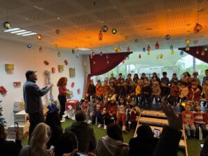 Lire la suite à propos de l’article Chorale de fin d’année à la maternelle du Lac : un moment de partage et d’émotion