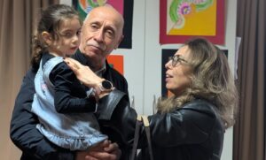 Lire la suite à propos de l’article Exposition « L&rsquo;Art et la géométrie » : les élèves de TPS-PS et MS du GSRD LAC dévoilent leurs créations